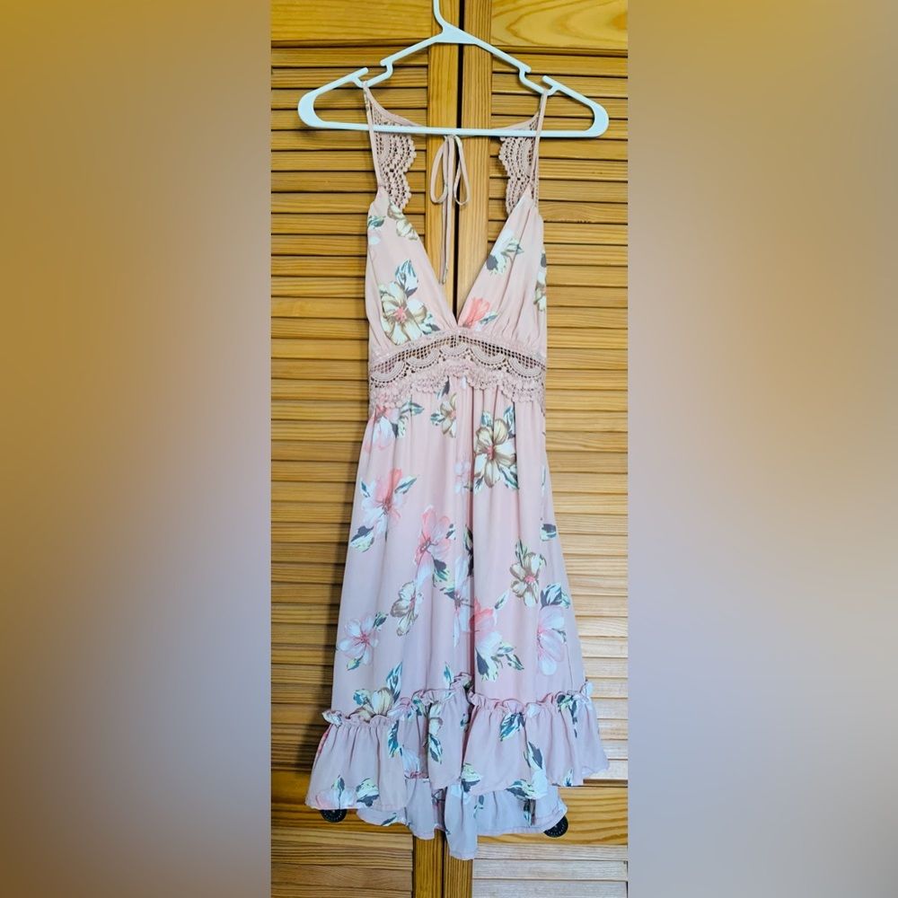 Boho pink floral summer dress.